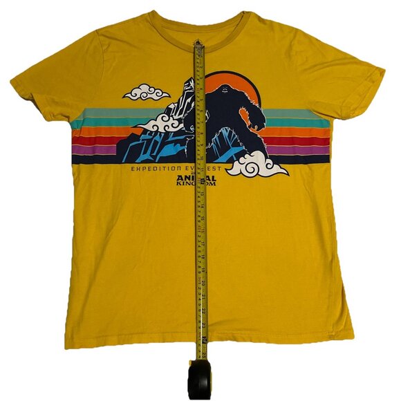 Expedition Everest Yeti Animal Kingdom Disney Yellow Graphic T-Shirt size M - Picture 6 of 8
